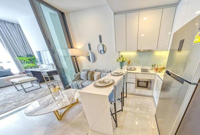 Mazarine Ratchayothin, Bangkok, Soi Phahonyothin 30, Phahonyothin Road, Chan Kasem, Chatuchak, Bangkok, 1 Bedroom, 42 sqm, Condo For Sale, by Chomratkamol Soontorntarawong (Gor), 500517209 - DDproperty.com