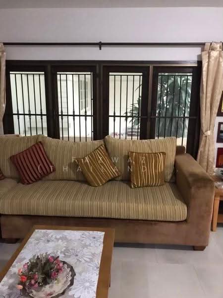 ขายบ้าน 2 ชั้น นวมินทร์ 70 คลองกุ่ม 4 ห้องนอน 196 ตร.ม. บ้านกว้างทำเลดี, กรุงเทพ, คลองกุ่ม, บึงกุ่ม, กรุงเทพ, 196 ตร.ม., บ้านเดี่ยว ขาย, โดย Fazwaz (Thailand) Co., Ltd., 500517217 - DDproperty.com