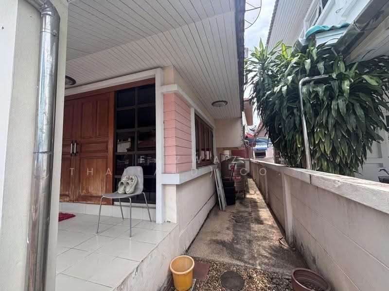 4-Bedroom House for Sale in Nawamin 70, Bangkok | 196 SQM 2-Storey Home, Bangkok, Khlong Kum, Bueng Kum, Bangkok, 4 Bedrooms, 196 sqm, Single Detached House For Sale, by Fazwaz (Thailand) Co., Ltd., 500517217 - DDproperty.com