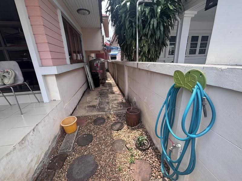 4-Bedroom House for Sale in Nawamin 70, Bangkok | 196 SQM 2-Storey Home, Bangkok, Khlong Kum, Bueng Kum, Bangkok, 4 Bedrooms, 196 sqm, Single Detached House For Sale, by Fazwaz (Thailand) Co., Ltd., 500517217 - DDproperty.com
