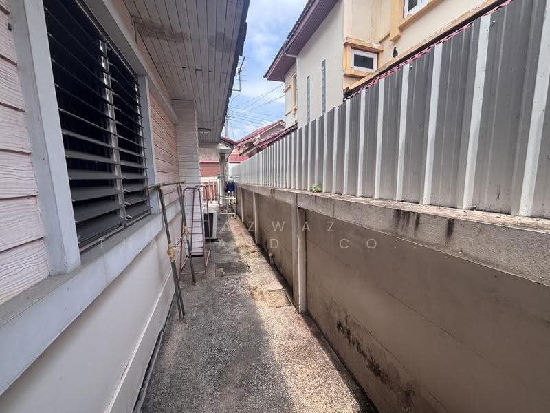 4-Bedroom House for Sale in Nawamin 70, Bangkok | 196 SQM 2-Storey Home, Bangkok, Khlong Kum, Bueng Kum, Bangkok, 4 Bedrooms, 196 sqm, Single Detached House For Sale, by Fazwaz (Thailand) Co., Ltd., 500517217 - DDproperty.com