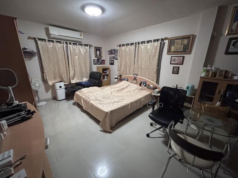4-Bedroom House for Sale in Nawamin 70, Bangkok | 196 SQM 2-Storey Home, Bangkok, Khlong Kum, Bueng Kum, Bangkok, 4 Bedrooms, 196 sqm, Single Detached House For Sale, by Fazwaz (Thailand) Co., Ltd., 500517217 - DDproperty.com