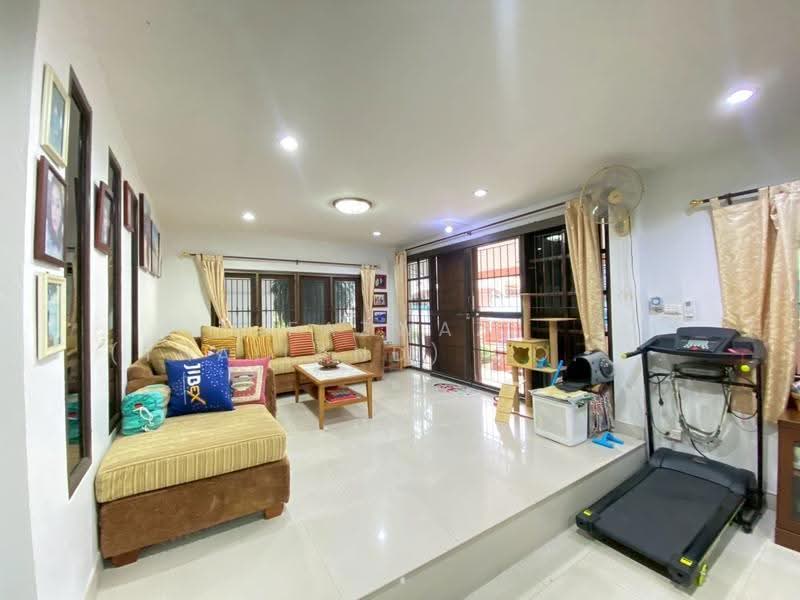 4-Bedroom House for Sale in Nawamin 70, Bangkok | 196 SQM 2-Storey Home, Bangkok, Khlong Kum, Bueng Kum, Bangkok, 4 Bedrooms, 196 sqm, Single Detached House For Sale, by Fazwaz (Thailand) Co., Ltd., 500517217 - DDproperty.com