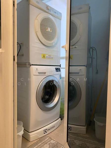 Siri At Sukhumvit, Bangkok, 902 Sukhumvit Road, Phra Kanong, Khlong Toei, Bangkok, 1 Bedroom, 62 sqm, Condo For Rent, by Chomratkamol Soontorntarawong (Gor), 500517280 - DDproperty.com