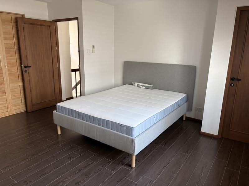 Townhouse, Bangkok, สุขุมวิท, Khlong Tan Nua, Watthana, Bangkok, 4 Bedrooms, 200 sqm, Townhouse For Rent, by Yvonne Wei, 500517297 - DDproperty.com