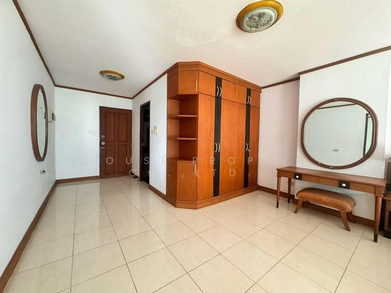Sriracha Bay View, Chon Buri (Pattaya), Jermjomphon Road, Si Racha, Chon Buri (Pattaya), 1 Bedroom, 100 sqm, Condo For Sale, by A House Property Co.,Ltd., 500517301 - DDproperty.com