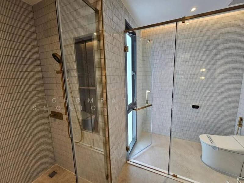 BuGaan Rama 9-Meng Jai, Bangkok, Soi Sahakanpramoon, Wang Thonglang, Bangkok, 4 Bedrooms, 552 sqm, Villa For Sale, by Chomratkamol Soontorntarawong (Gor), 500517314 - DDproperty.com