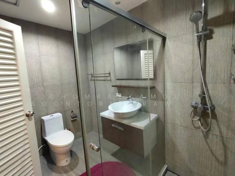 Silom Condominium, Bangkok, Silom, Bang Rak, Bangkok, 2 Bedrooms, 144 sqm, Condo For Rent, by Chomratkamol Soontorntarawong (Gor), 500517349 - DDproperty.com
