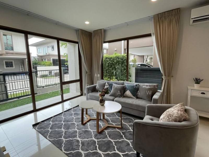 Burasiri Krungthep Kreetha, Bangkok, 95 Soi Pracha Ruam Chai, Hua Mak, Bang Kapi, Bangkok, 4 Bedrooms, 196 sqm, Single Detached House For Rent, by Chomratkamol Soontorntarawong (Gor), 500517351 - DDproperty.com
