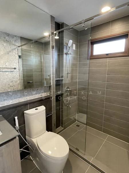 Burasiri Krungthep Kreetha, Bangkok, 95 Soi Pracha Ruam Chai, Hua Mak, Bang Kapi, Bangkok, 4 Bedrooms, 196 sqm, Single Detached House For Rent, by Chomratkamol Soontorntarawong (Gor), 500517351 - DDproperty.com