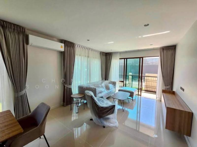 Burasiri Krungthep Kreetha, Bangkok, 95 Soi Pracha Ruam Chai, Hua Mak, Bang Kapi, Bangkok, 4 Bedrooms, 196 sqm, Single Detached House For Rent, by Chomratkamol Soontorntarawong (Gor), 500517356 - DDproperty.com