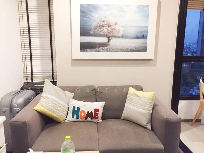The Base Park East Sukhumvit 77, Bangkok, 99 Soi Pridi Banomyong 2, Phra Kanong Nua, Watthana, Bangkok, 1 Bedroom, 30 sqm, Condo For Sale, by Chomratkamol Soontorntarawong (Gor), 500517358 - DDproperty.com