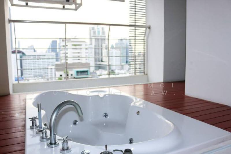 The Master Centrium Asoke-Sukhumvit, Bangkok, Sukhumvit 21, Khlongtoei Nua, Watthana, Bangkok, 2 Bedrooms, 162 sqm, Condo For Sale, by Chomratkamol Soontorntarawong (Gor), 500517361 - DDproperty.com