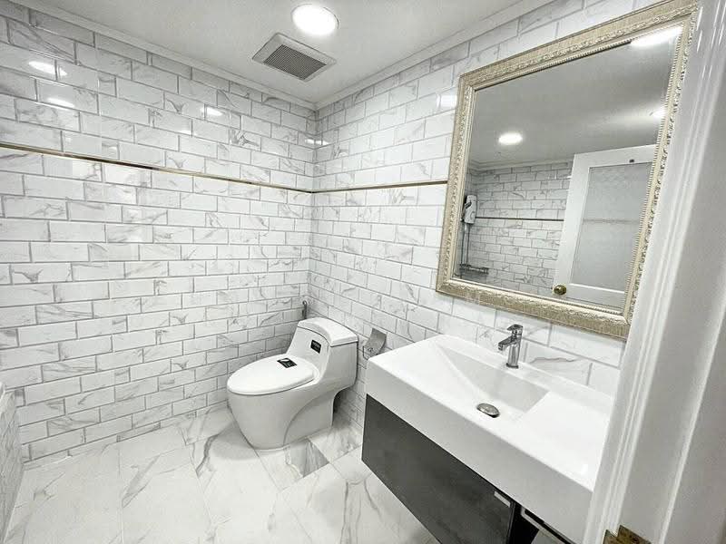 Floraville Condominium, Bangkok, 51 Pattanakarn, Suan Luang, Bangkok, 2 Bedrooms, 105 sqm, Condo For Sale, by Chomratkamol Soontorntarawong (Gor), 500517367 - DDproperty.com