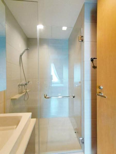 Siri At Sukhumvit, Bangkok, 902 Sukhumvit Road, Phra Kanong, Khlong Toei, Bangkok, 2 Bedrooms, 70 sqm, Condo For Sale, by Chomratkamol Soontorntarawong (Gor), 500517379 - DDproperty.com