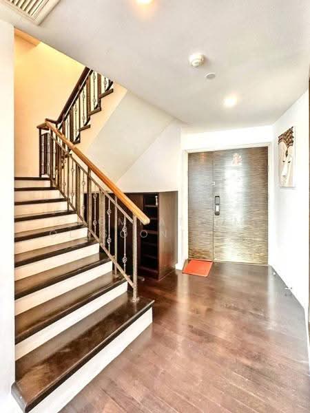 Watermark Chaophraya, Bangkok, Soi Charoennakorn 39-41, Charoennakorn Road, Bang Lam Phu Lang, Khlong San, Bangkok, 3 Bedrooms, 220 sqm, Condo For Sale, by Chomratkamol Soontorntarawong (Gor), 500517385 - DDproperty.com