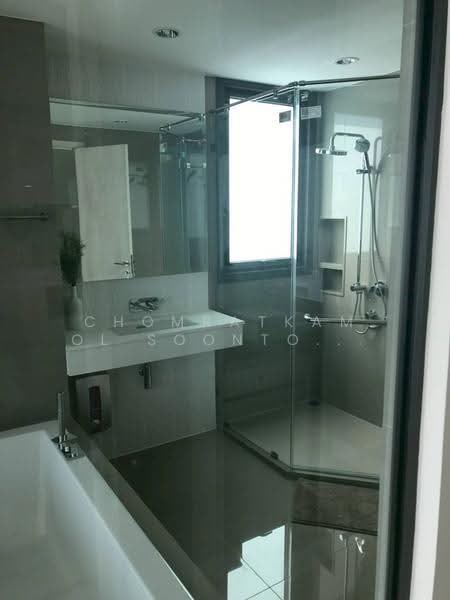Rhythm Sukhumvit 42, Bangkok, Soi Sukhumvit 42, Sukhumvit Road, Phra Kanong, Khlong Toei, Bangkok, 2 Bedrooms, 78 sqm, Condo For Rent, by Chomratkamol Soontorntarawong (Gor), 500517413 - DDproperty.com