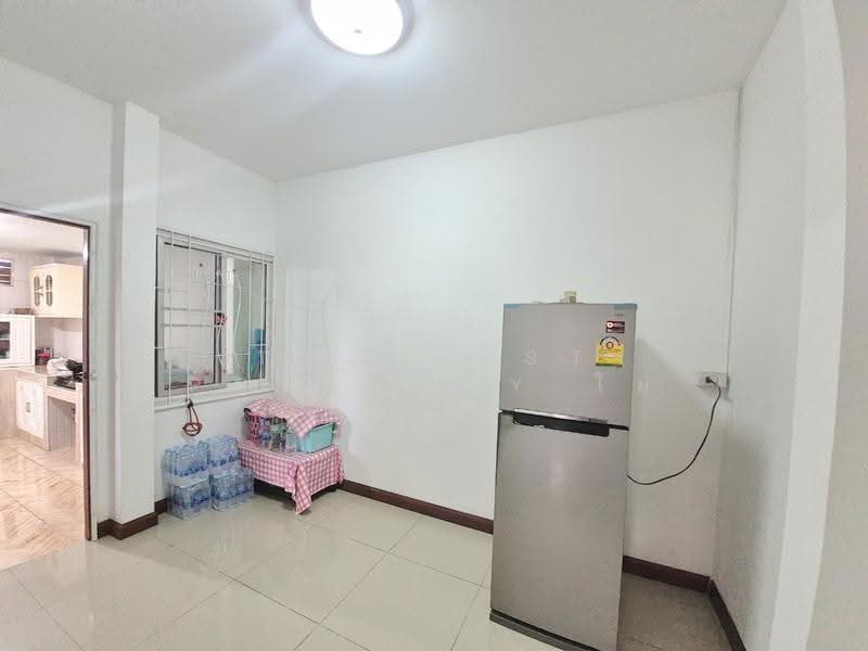 Temsiri Village Nongchok-Chueam Samphan, Bangkok, Soi Chueam Samphan 11, Krathum Rai, Nong Chok, Bangkok, 3 Bedrooms, 140 sqm, Townhouse For Sale, by The Best Property โย, 500517459 - DDproperty.com