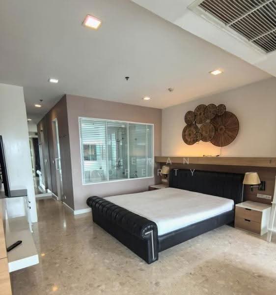 Nusasiri Grand, Bangkok, Soi Sukhumvit 42, Phra Kanong, Khlong Toei, Bangkok, 1 Bedroom, 80 sqm, Condo For Rent, by Caveman Property, 500517523 - DDproperty.com