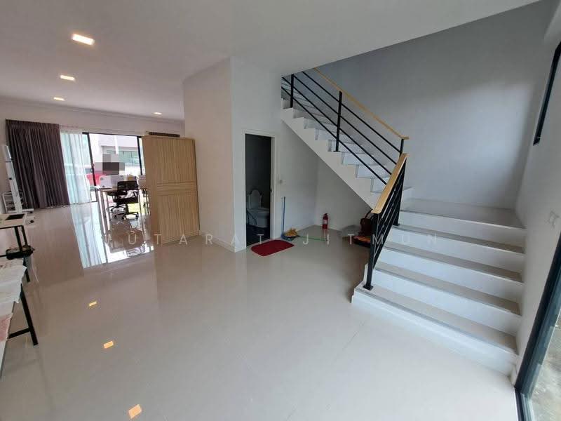 Siri Avenue Bangna : สิริ อเวนิว บางนา, สมุทรปราการ, 624 ถ.รัตนราช, บางบ่อ, สมุทรปราการ, 225 ตร.ม., ทาวน์เฮ้าส์ ให้เช่า, โดย Jutarat Jitmun, 500517528 - DDproperty.com