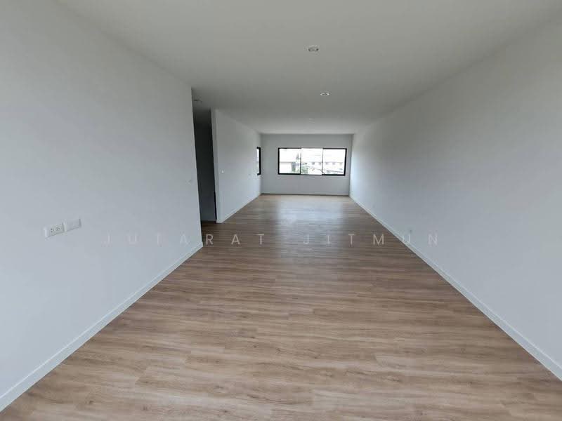 Siri Avenue Bangna, Samut Prakan, 624 Rattanarat Road, Bang Bo, Samut Prakan, 3 Bedrooms, 225 sqm, Townhouse For Rent, by Jutarat Jitmun, 500517528 - DDproperty.com