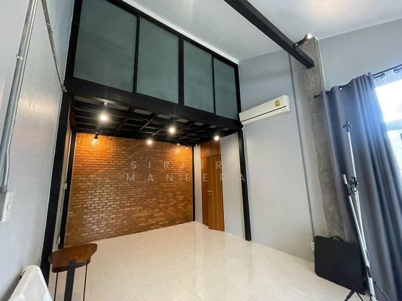 Home Office, Chiang Mai, Nong Pa Krang, Muang Chiang Mai, Chiang Mai, 7 Bedrooms, 300 sqm, Single Detached House For Rent, by Sirinrat Maneerat, 500517531 - DDproperty.com