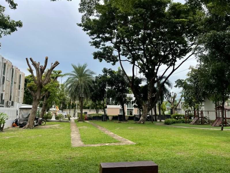 Home Place The Park Wongwan – Rama 9, Bangkok, Rural Development Road 3, Khlong Song Ton Nun, Lat Krabang, Bangkok, 3 Bedrooms, 270 sqm, Single Detached House For Sale, by คุณ สุภัตรา พลอยแดง (แพร), 500517536 - DDproperty.com