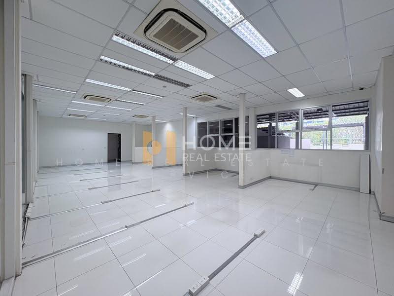 Garden Asoke-Rama 9, Bangkok, Chaturathit Road, Bang Kapi, Huai Khwang, Bangkok, 1 Bedroom, 671 sqm, Condo For Rent, by HOME Real Estate Service, 500517545 - DDproperty.com