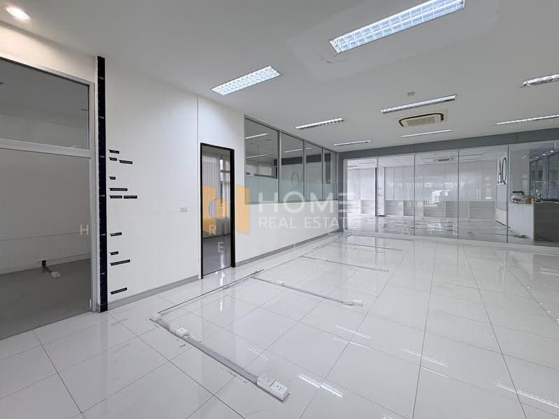 Garden Asoke-Rama 9, Bangkok, Chaturathit Road, Bang Kapi, Huai Khwang, Bangkok, 1 Bedroom, 671 sqm, Condo For Rent, by HOME Real Estate Service, 500517545 - DDproperty.com