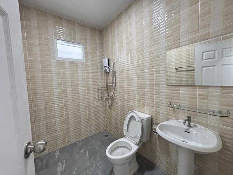 Brand-new home in the Pong–Takhian Tia area, Chon Buri (Pattaya), Ta Khian Tia, Bang Lamung (Pattaya), Chon Buri (Pattaya), 3 Bedrooms, 196 sqm, Single Detached House For Sale, by Arissara Kamonrit, 500517550 - DDproperty.com