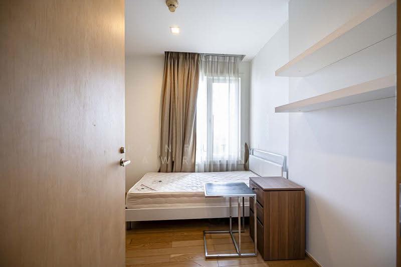 Siri At Sukhumvit, Bangkok, 902 Sukhumvit Road, Phra Kanong, Khlong Toei, Bangkok, 2 Bedrooms, 69 sqm, Condo For Rent, by Kanrutai Dawruang, 500517553 - DDproperty.com