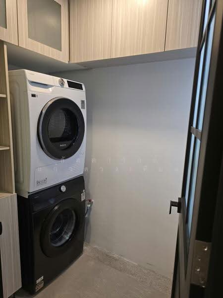 Siri Residence, Bangkok, 21 Soi Sukhumvit 24, Khong Tan, Khlong Toei, Bangkok, 2 Bedrooms, 98 sqm, Condo For Sale, by ลัดดาวัลย์ แก้วดวงเทียน, 500517555 - Washing Machine & Dryer - DDproperty.com