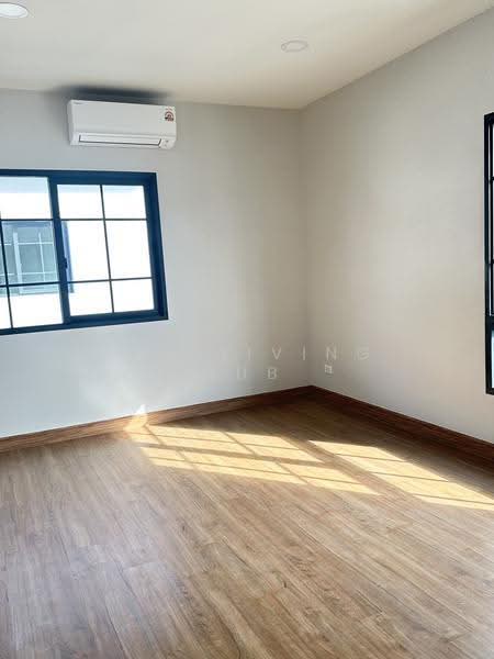 เซนโทร เพชรเกษม-บางบอน, กรุงเทพ, หนองแขม, กรุงเทพ, 230 ตร.ม., บ้านเดี่ยว ขาย, โดย THE LIVING HUB, 500517557 - DDproperty.com