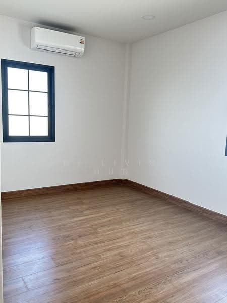 เซนโทร เพชรเกษม-บางบอน, กรุงเทพ, หนองแขม, กรุงเทพ, 230 ตร.ม., บ้านเดี่ยว ขาย, โดย THE LIVING HUB, 500517557 - DDproperty.com
