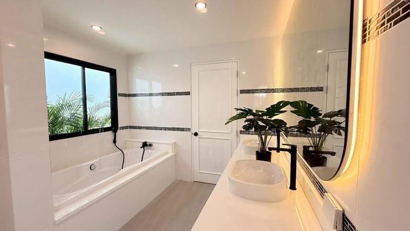 Nibbana Shade, Chon Buri (Pattaya), No. 95/274 Village No. 13, Phatthanakan Road, Nong Pru, Bang Lamung (Pattaya), Chon Buri (Pattaya), 3 Bedrooms, 191 sqm, Single Detached House For Sale, by คุณรินดา, 500517578 - DDproperty.com