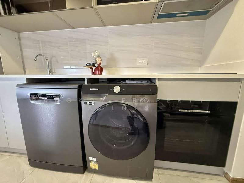 Cloud Thonglor-Phetchaburi, Bangkok, 1986 New Petchaburi Road, Bang Kapi, Huai Khwang, Bangkok, 2 Bedrooms, 55 sqm, Condo For Rent, by BANGKOK PROPERTY AGENTS, 500517589 - DDproperty.com