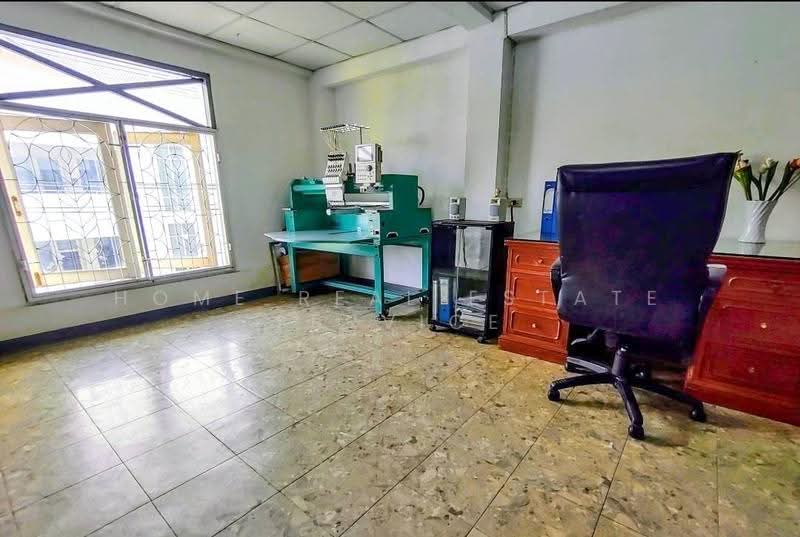 อาคารพาณิชย์ ซอยศรีนครินทร์ 42, Bangkok, Nong Bon, Prawet, Bangkok, , 244 sqm, Shophouse For Sale, by HOME Real Estate Service, 500517599 - DDproperty.com