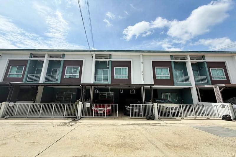 ลุมพินี ทาวน์วิลล์ พหลโยธิน - สะพานใหม่, Bangkok, ถนนพหลโยธิน, Khlong Tanon, Sai Mai, Bangkok, 4 Bedrooms, 115 sqm, Townhouse For Sale, by คุณโบว์, 500517618 - DDproperty.com