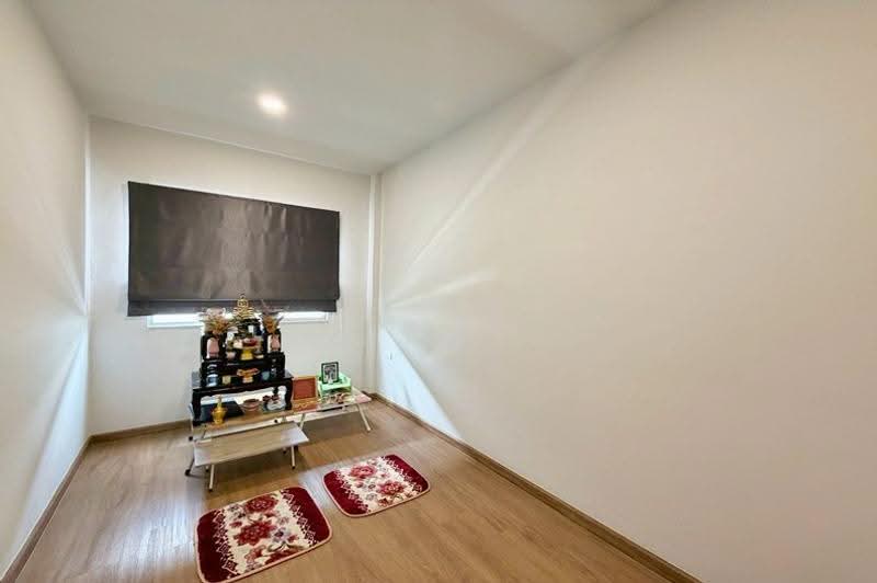 ลุมพินี ทาวน์วิลล์ พหลโยธิน - สะพานใหม่, Bangkok, ถนนพหลโยธิน, Khlong Tanon, Sai Mai, Bangkok, 4 Bedrooms, 115 sqm, Townhouse For Sale, by คุณโบว์, 500517618 - DDproperty.com