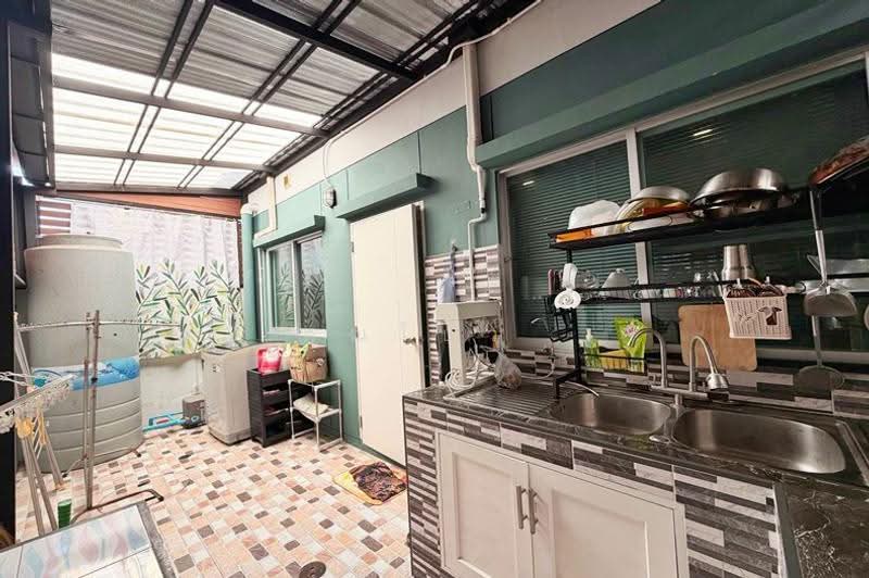 ลุมพินี ทาวน์วิลล์ พหลโยธิน - สะพานใหม่, Bangkok, ถนนพหลโยธิน, Khlong Tanon, Sai Mai, Bangkok, 4 Bedrooms, 115 sqm, Townhouse For Sale, by คุณโบว์, 500517618 - DDproperty.com