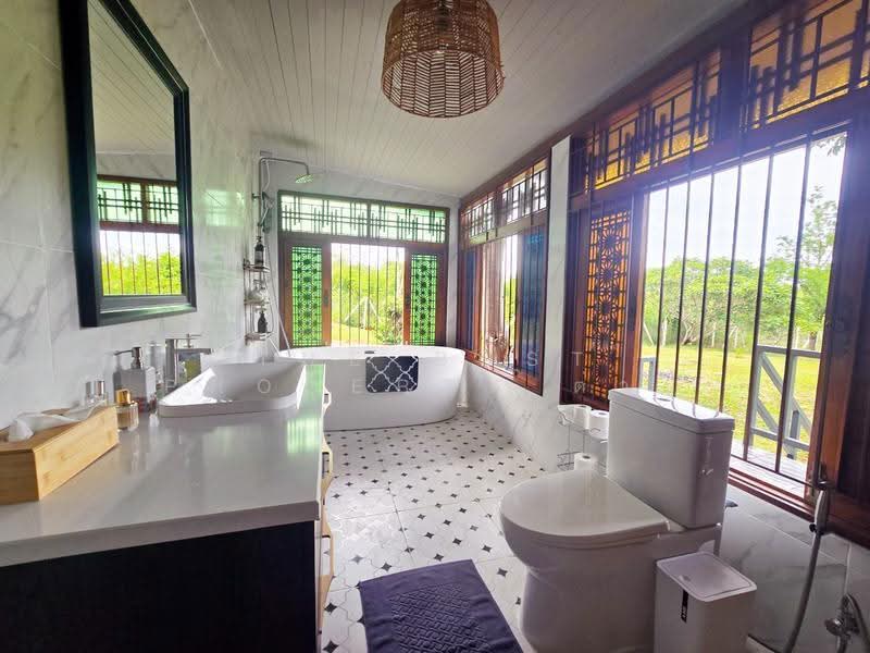 บ้านเดี่ยวพร้อมที่ดินท่ายาง เพชรบุรี, Phetchaburi, Klat Luang, Tha Yang, Phetchaburi, 2 Bedrooms, 100 sqm, Single Detached House For Sale, by The Best Property ต่าย , 500517619 - DDproperty.com