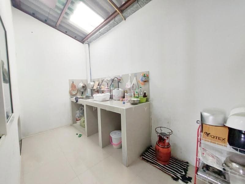 เฟื่องฟ้าวิลล่า 17 เฟส 5, Samut Prakan, Phreak Sa Mai, Muang Samut Prakarn, Samut Prakan, 2 Bedrooms, 100 sqm, Townhouse For Sale, by The Best Property โจ, 500517637 - DDproperty.com