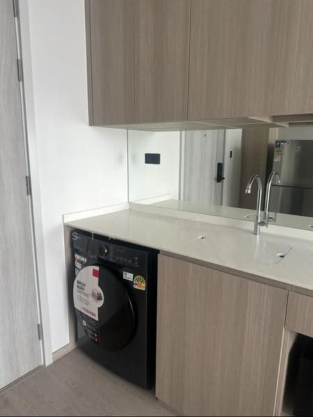 Reference Sathorn-Wongwianyai, Bangkok, Krung Thonburi 2 Alley, Bang Lam Phu Lang, Khlong San, Bangkok, 1 Bedroom, 30 sqm, Condo For Rent, by Bridge Estate Thailand, 500517644 - DDproperty.com