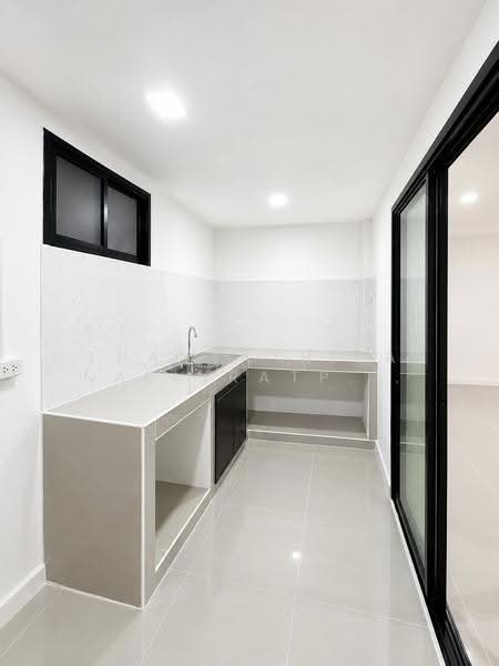 Baan Prapin 4, Bangkok, Nong Kham, Nong Khaem, Bangkok, 3 Bedrooms, 36 sqm, Single Detached House For Sale, by Thanyathita Nalinratphokin, 500517649 - DDproperty.com