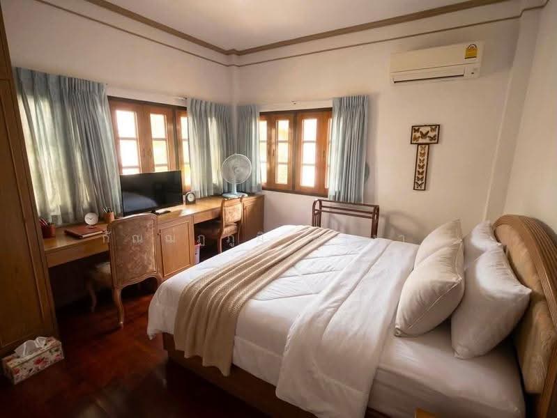 Baan Phakamas, Bangkok, Soi Moobaan Phakamas, Suan Luang, Bangkok, 4 Bedrooms, 245 sqm, Single Detached House For Sale, by kanthapoom pornngam, 500517660 - DDproperty.com