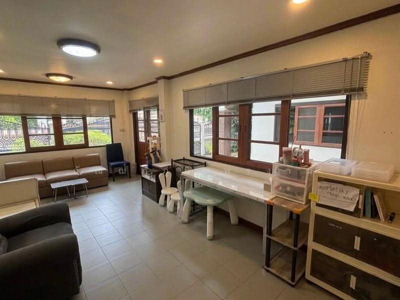Baan Phakamas, Bangkok, Soi Moobaan Phakamas, Suan Luang, Bangkok, 4 Bedrooms, 245 sqm, Single Detached House For Sale, by kanthapoom pornngam, 500517660 - DDproperty.com