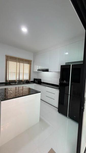 2-story Pool Villa for Rent in Soi On Nut 46, near the Yellow Line BTS Sri Nut Station (SPSAD4146), Bangkok, On Nut, Suan Luang, Bangkok, 5 Bedrooms, 330 sqm, Single Detached House For Rent, by Agent Pla, 500517713 - DDproperty.com