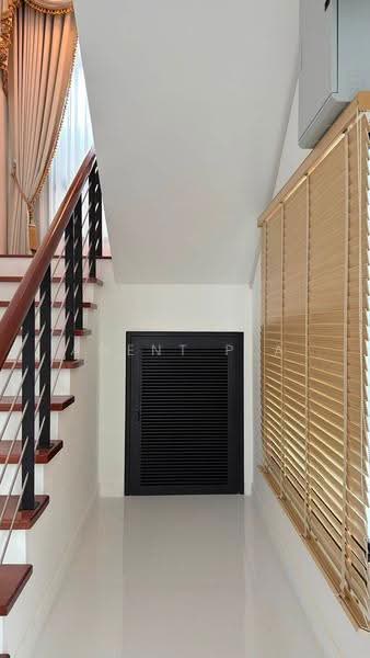 2-story Pool Villa for Rent in Soi On Nut 46, near the Yellow Line BTS Sri Nut Station (SPSAD4146), Bangkok, On Nut, Suan Luang, Bangkok, 5 Bedrooms, 330 sqm, Single Detached House For Rent, by Agent Pla, 500517713 - DDproperty.com