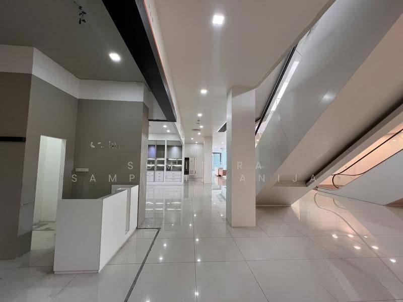 Space for rent Ratchadaphisek, Bangkok, 10400, Din Daeng, Bangkok, , 100 sqm, Retail Space For Rent, by Sumitara Sampattavanija, 500517726 - DDproperty.com