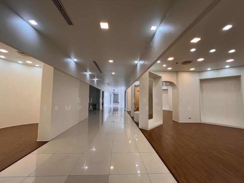 Space for rent Ratchadaphisek, Bangkok, 10400, Din Daeng, Bangkok, , 100 sqm, Retail Space For Rent, by Sumitara Sampattavanija, 500517726 - DDproperty.com